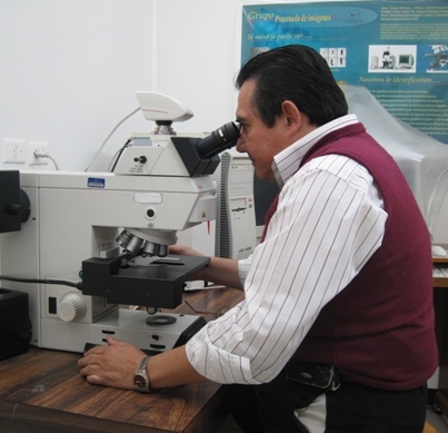 Dr Mario Bueno